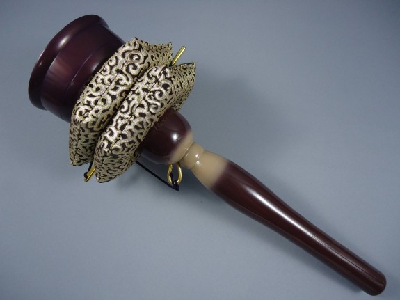 逸鳳印金　紫に白ボカシ