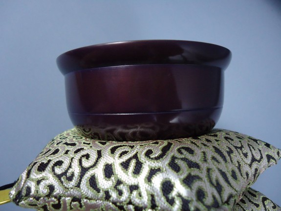 逸鳳印金　紫に白ボカシ