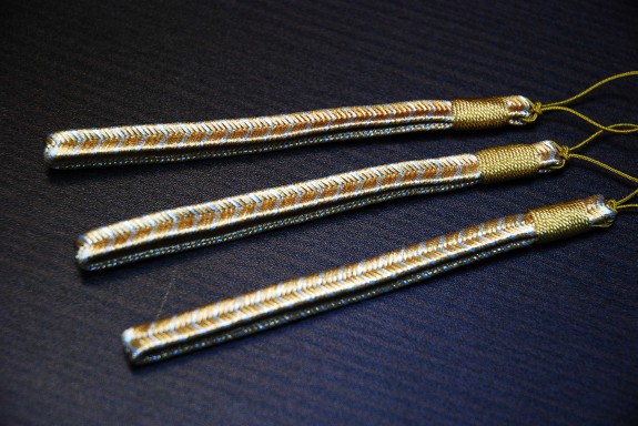 金銀糸　くみひも　ストラップ　大和組